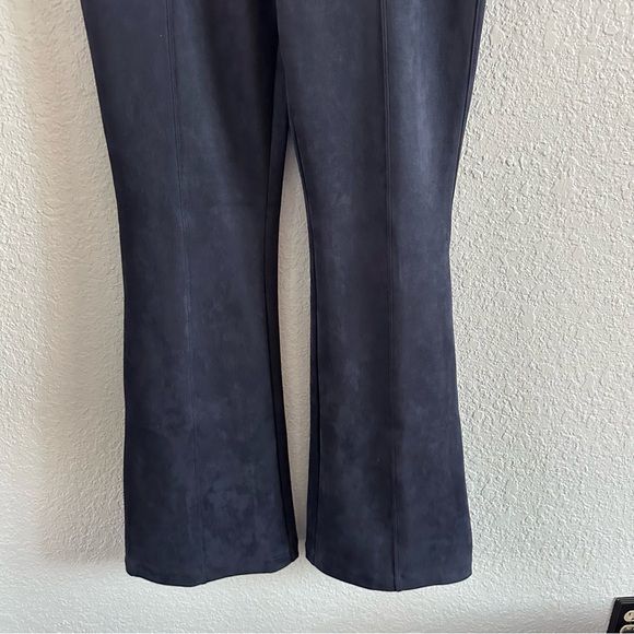 SPANX Navy Faux Suede Flare Pants Pull On Stretch Bootcut Size L - Picture 5 of 12